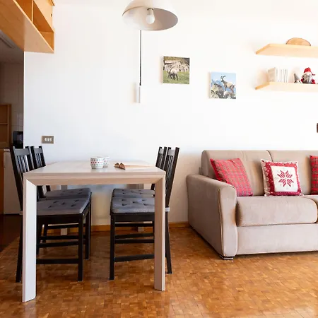 San Sebastiano 4 Apartment *